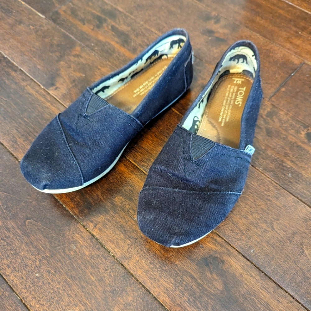 Toms Slip On's